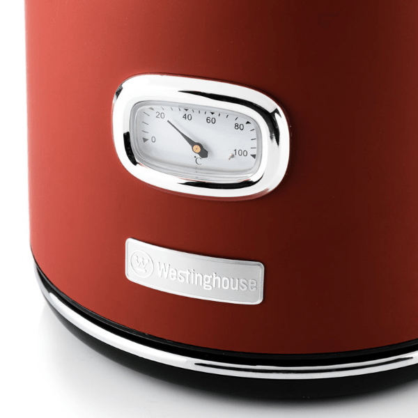 Westinghouse Retro series kettle Red